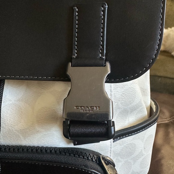 Coach backpack - Picture 4 of 10